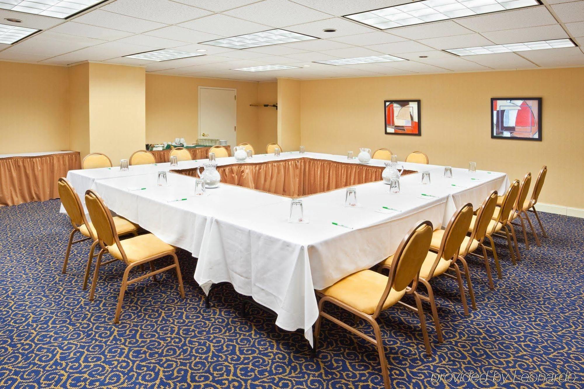 Holiday Inn Akron-West By Ihg Montrose Exterior foto